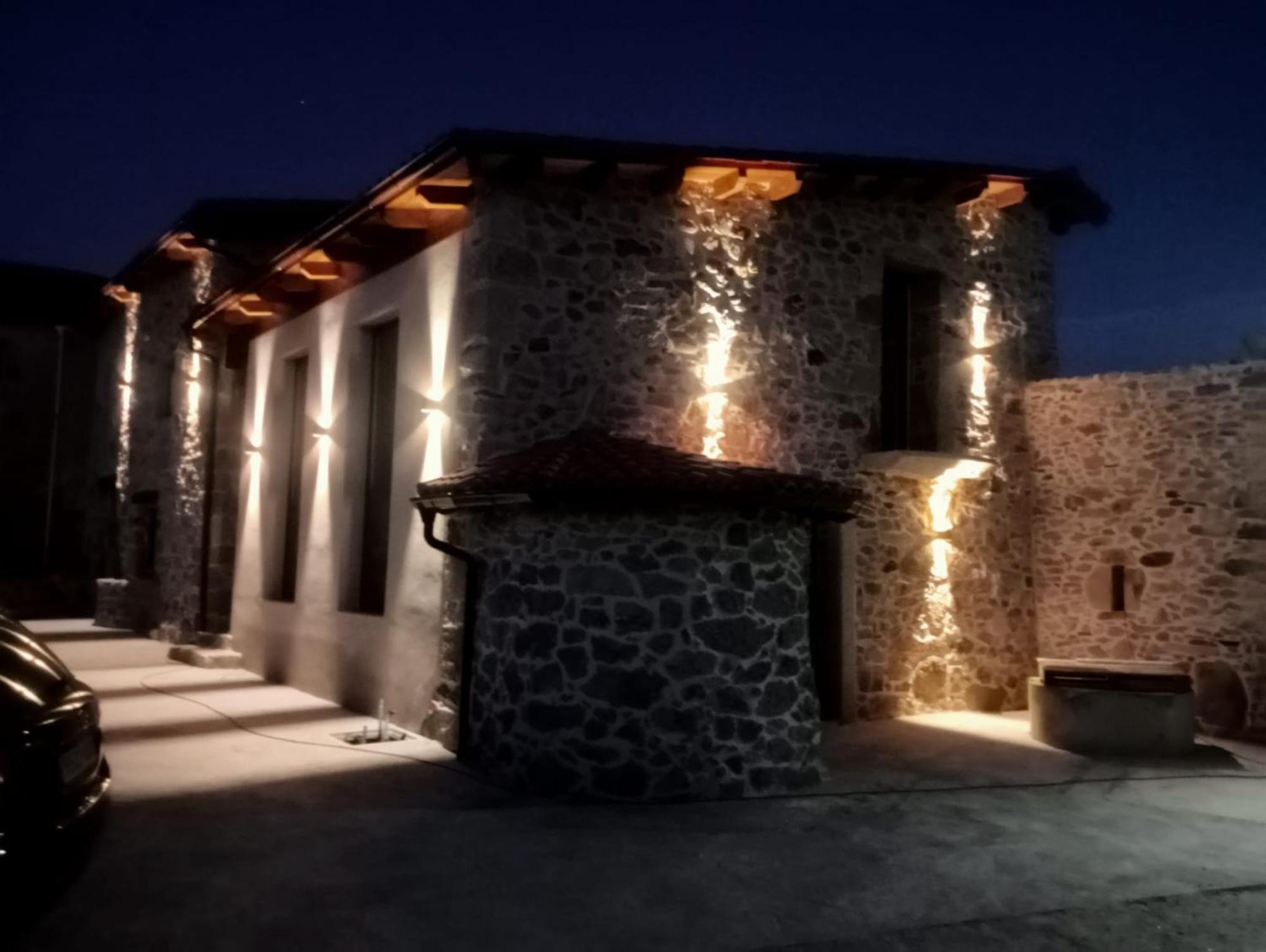 Apartamentos Muralla Sacra Собер Экстерьер фото